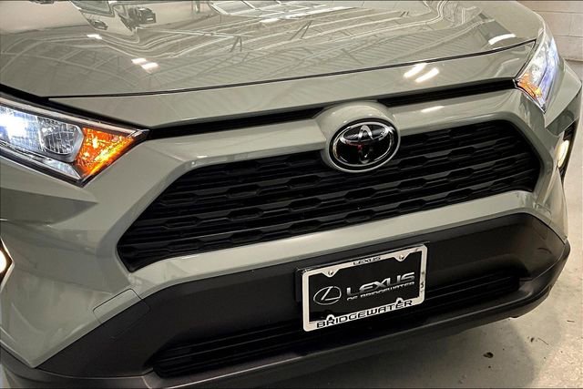 Used 2019 Toyota RAV4 XLE w/ Convenience Package image 33
