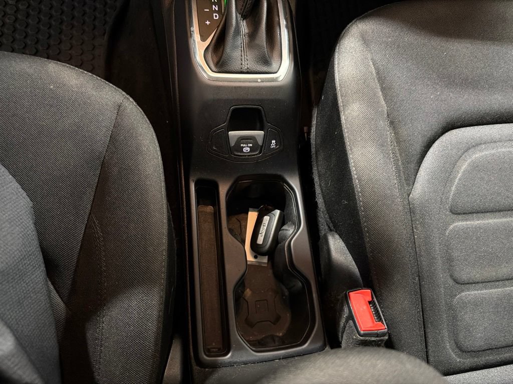 Used 2020 Jeep Renegade Latitude w/ Cold Weather Group AWD/4WD image 31