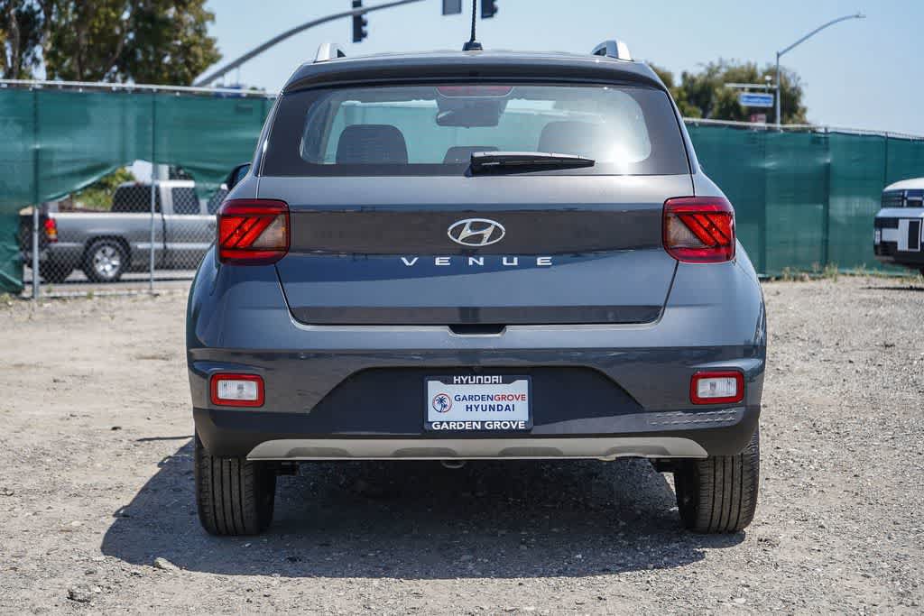 New 2026 Hyundai Venue SEL FWD image 5