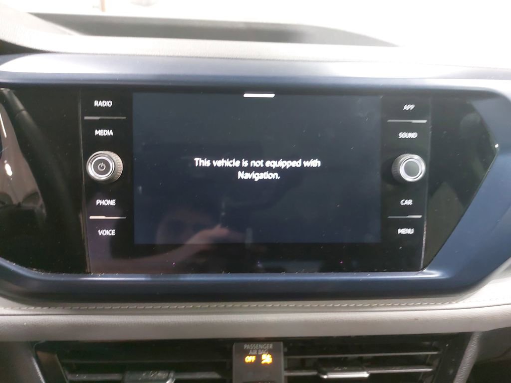 Used 2023 Volkswagen Taos SE w/ Panoramic Sunroof Package image 23