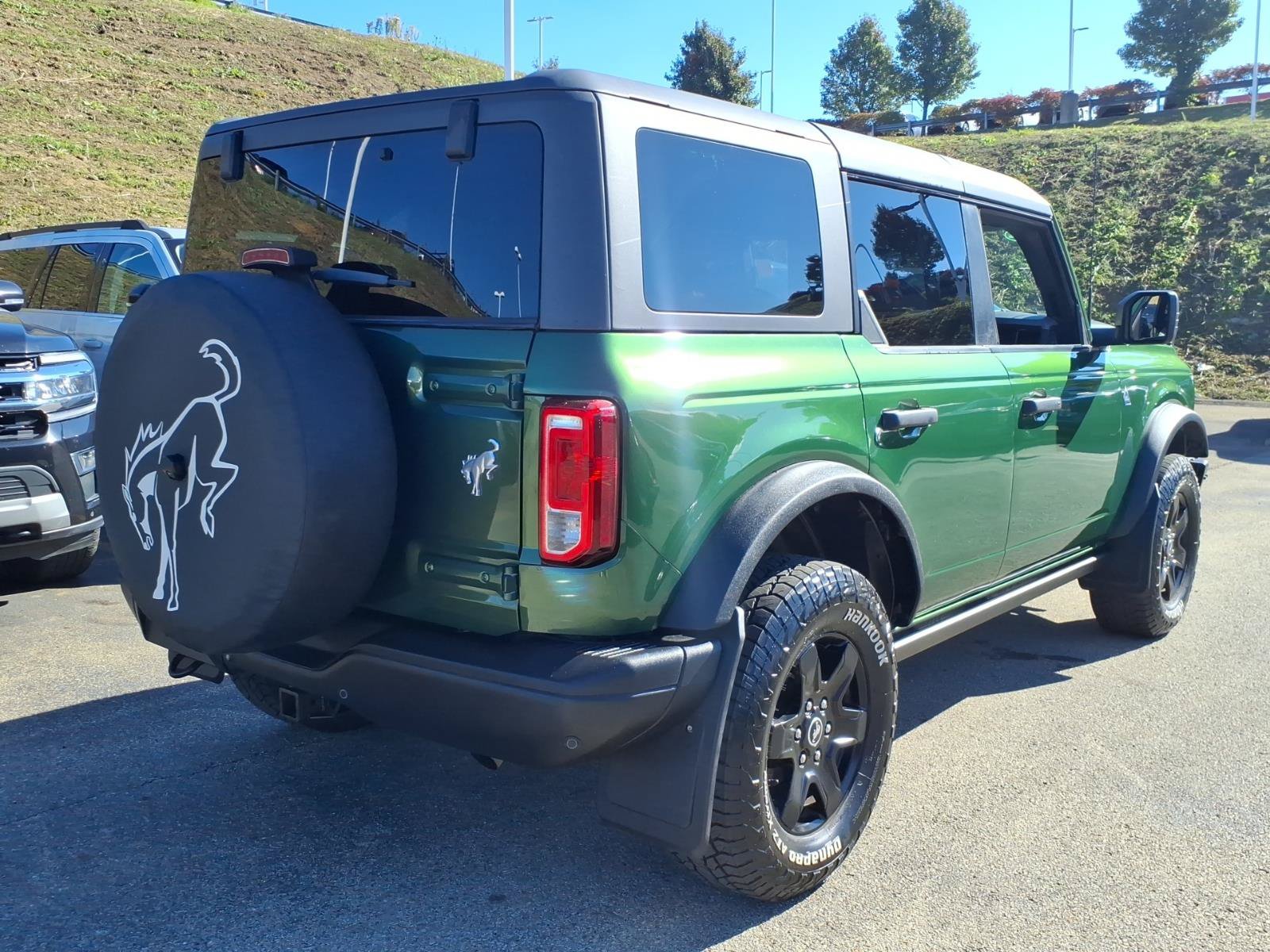 Used 2022 Ford Bronco Black Diamond AWD/4WD image 5