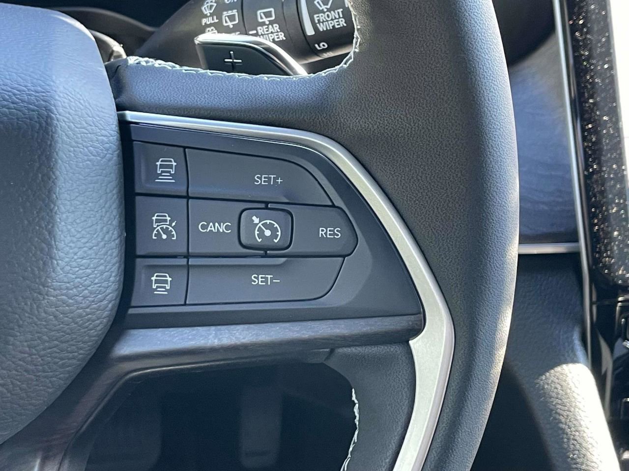 New 2025 Jeep Grand Cherokee L Limited image 14