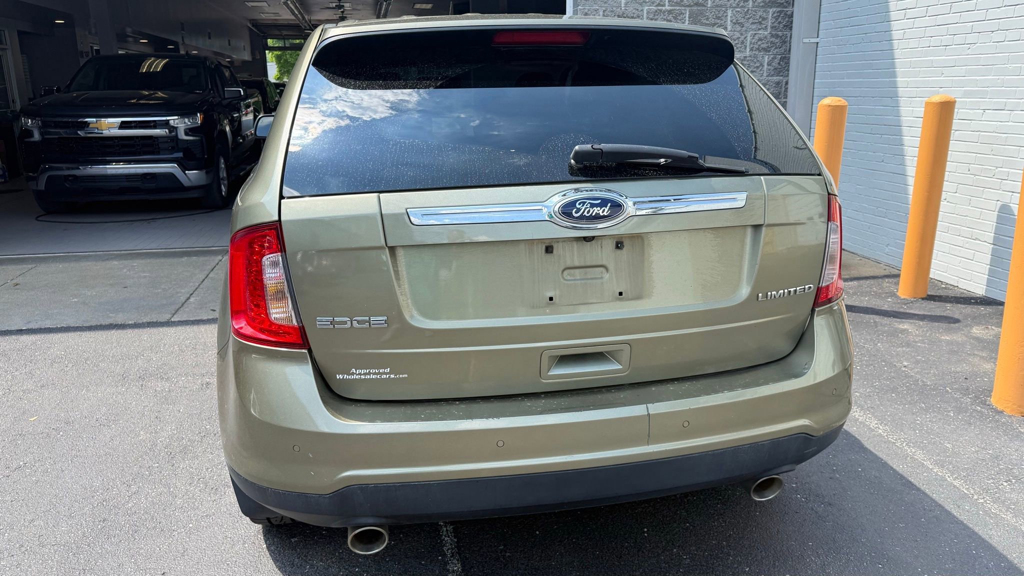 Used 2013 Ford Edge Limited w/ Driver Entry Pkg FWD image 9