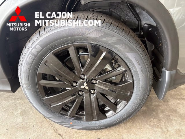 New 2027 Mitsubishi Outlander Sport LE FWD image 6