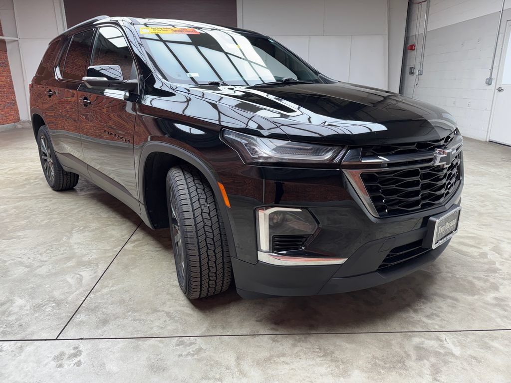 Used 2023 Chevrolet Traverse RS AWD/4WD image 7