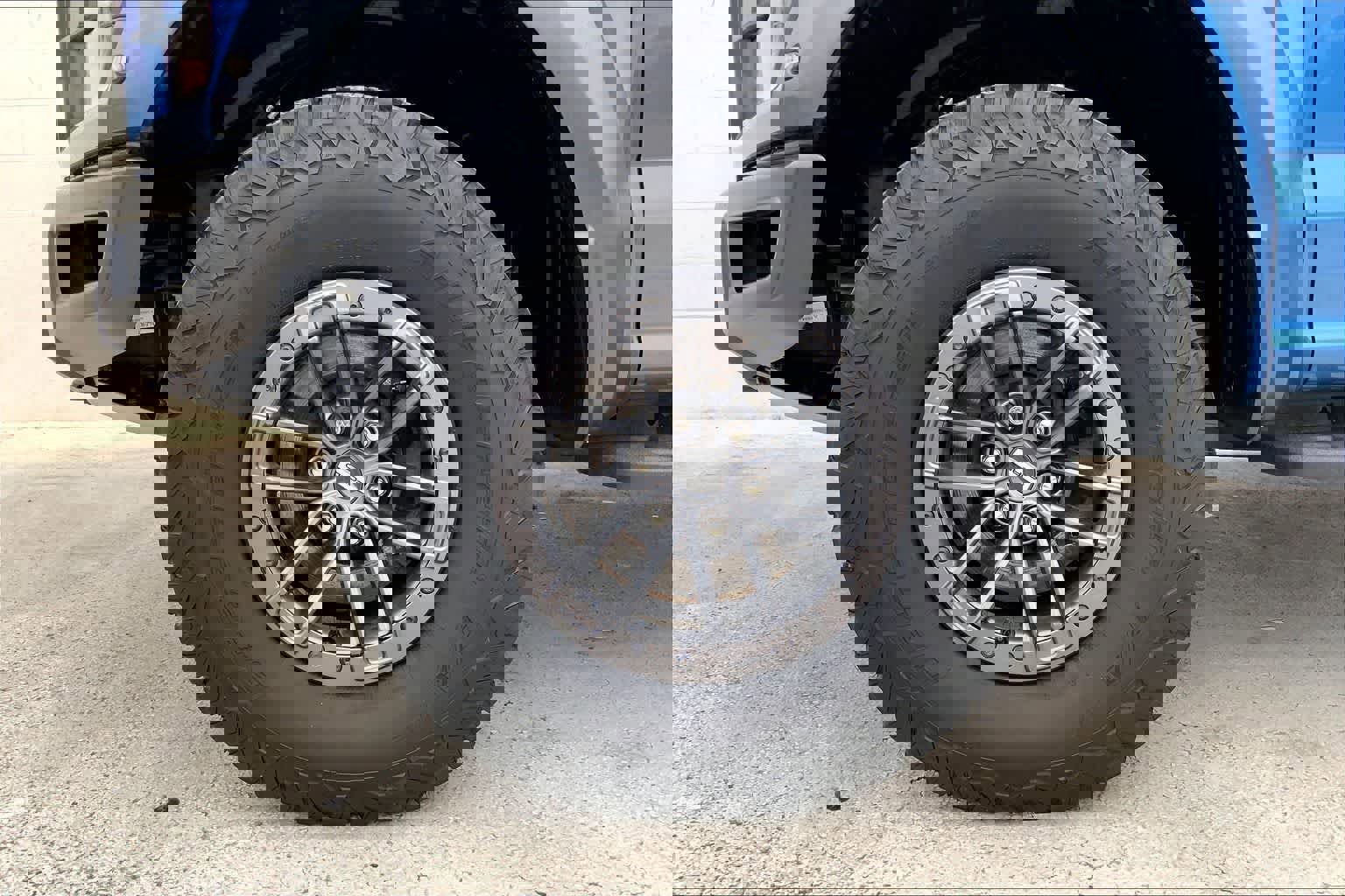 Used 2020 Ford F150 Raptor w/ Equipment Group 802A Luxury image 9