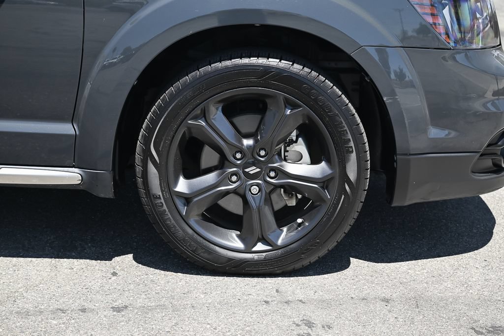 Used 2018 Dodge Journey Crossroad FWD image 12