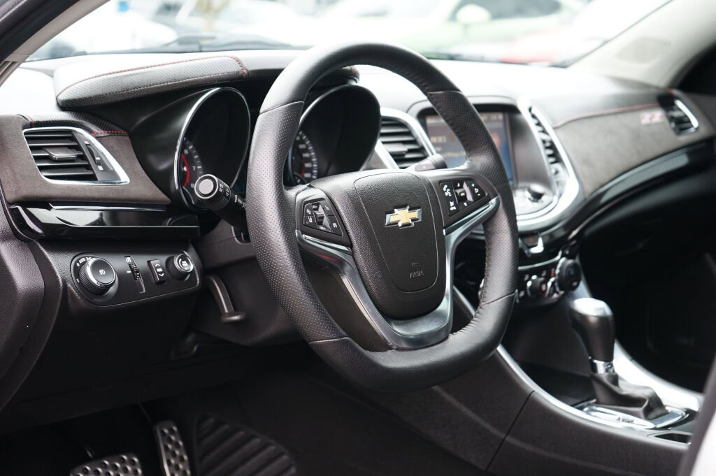 Used 2014 Chevrolet SS RWD image 14