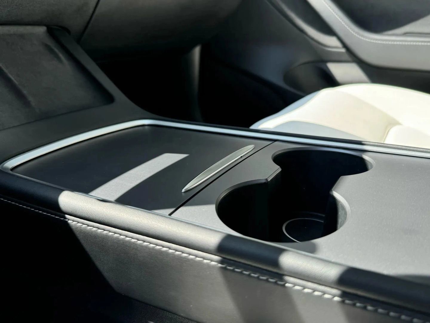 Used 2021 Tesla Model 3 Performance image 19