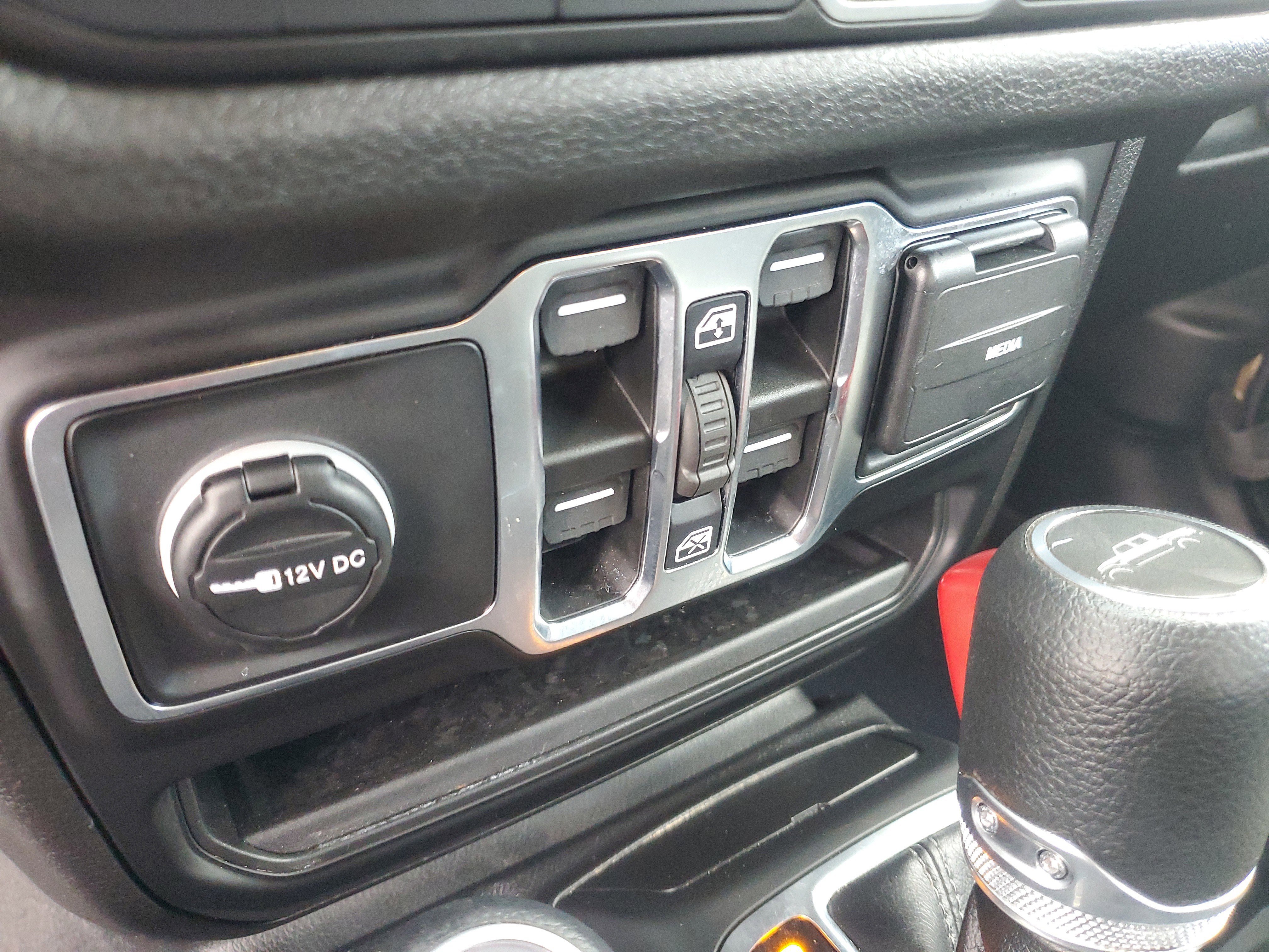 Used 2026 Jeep Gladiator Sport AWD/4WD image 20