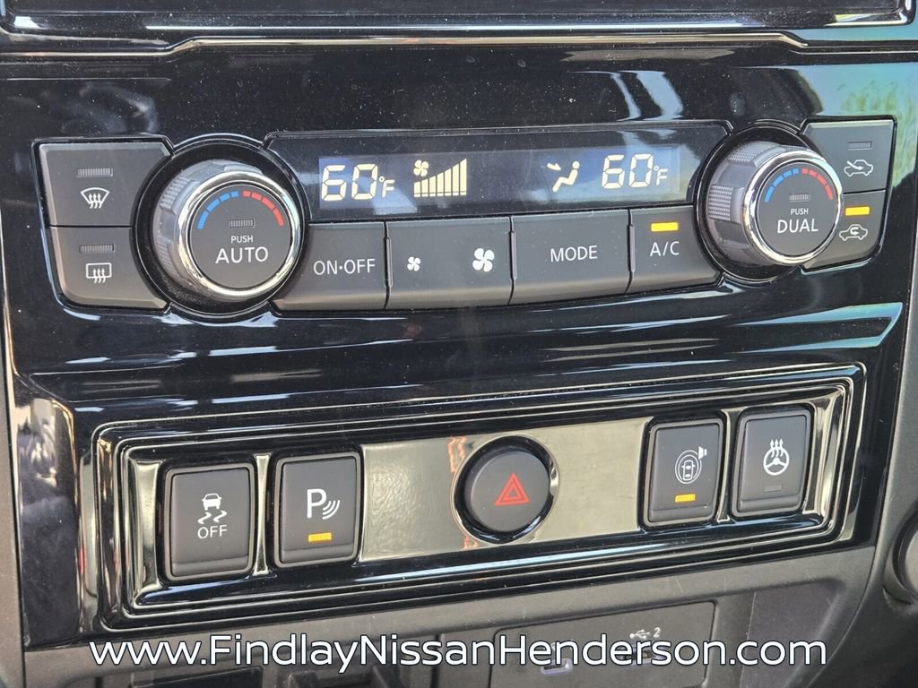Used 2021 Nissan Titan PRO-4X w/ Pro-4x Convenience Package image 25