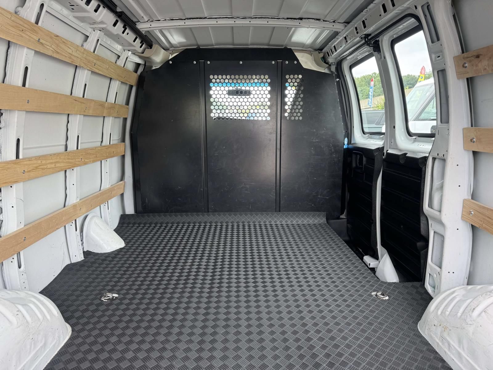 Used 2024 Chevrolet Express 2500 w/ Driver Convenience Package RWD image 16
