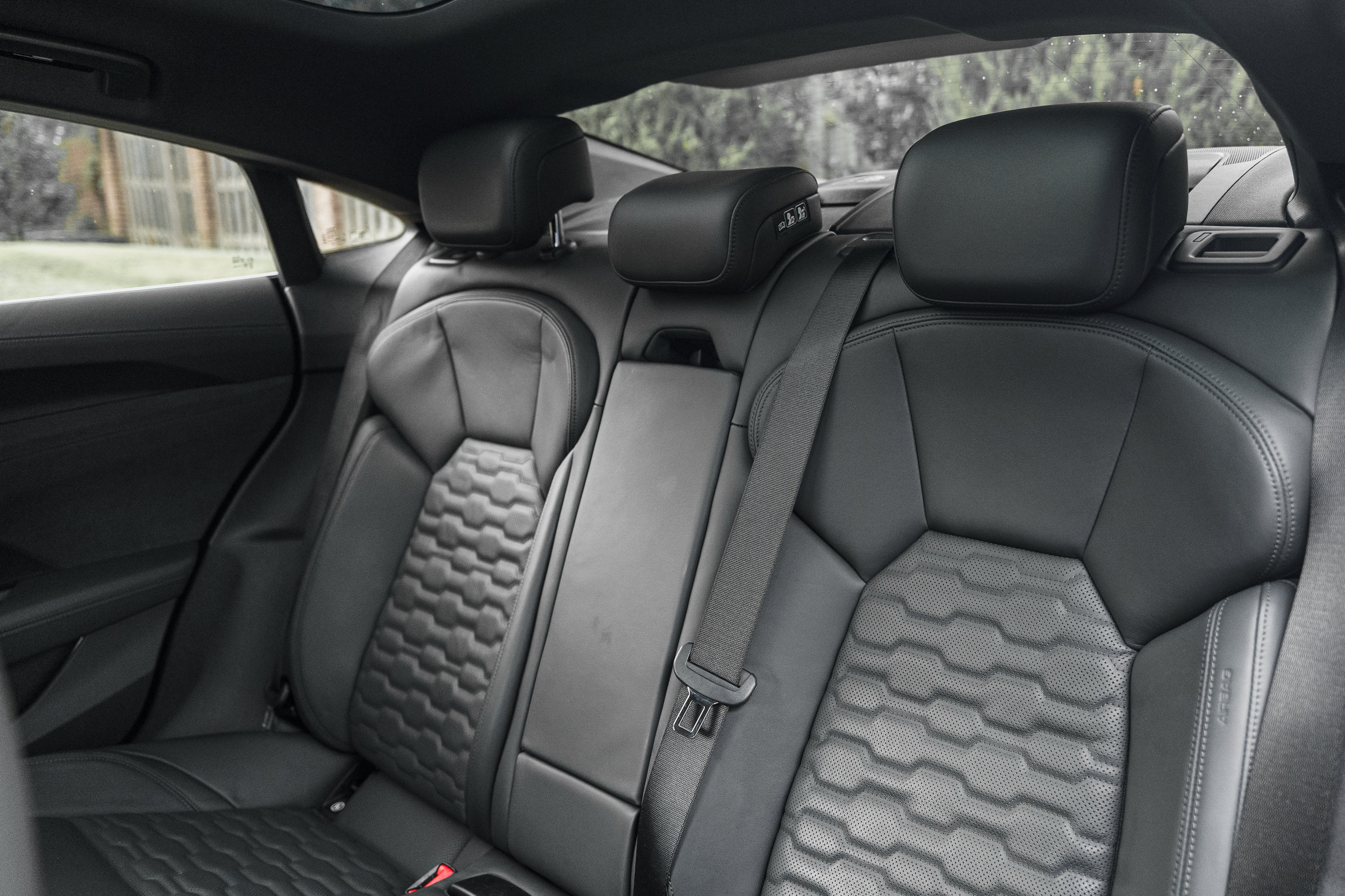 Certified 2023 Audi e-tron GT Premium Plus AWD/4WD image 22