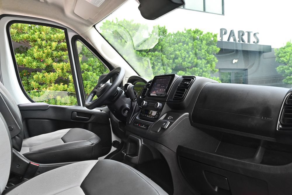Used 2024 RAM ProMaster 2500 w/ Convenience Group FWD image 19