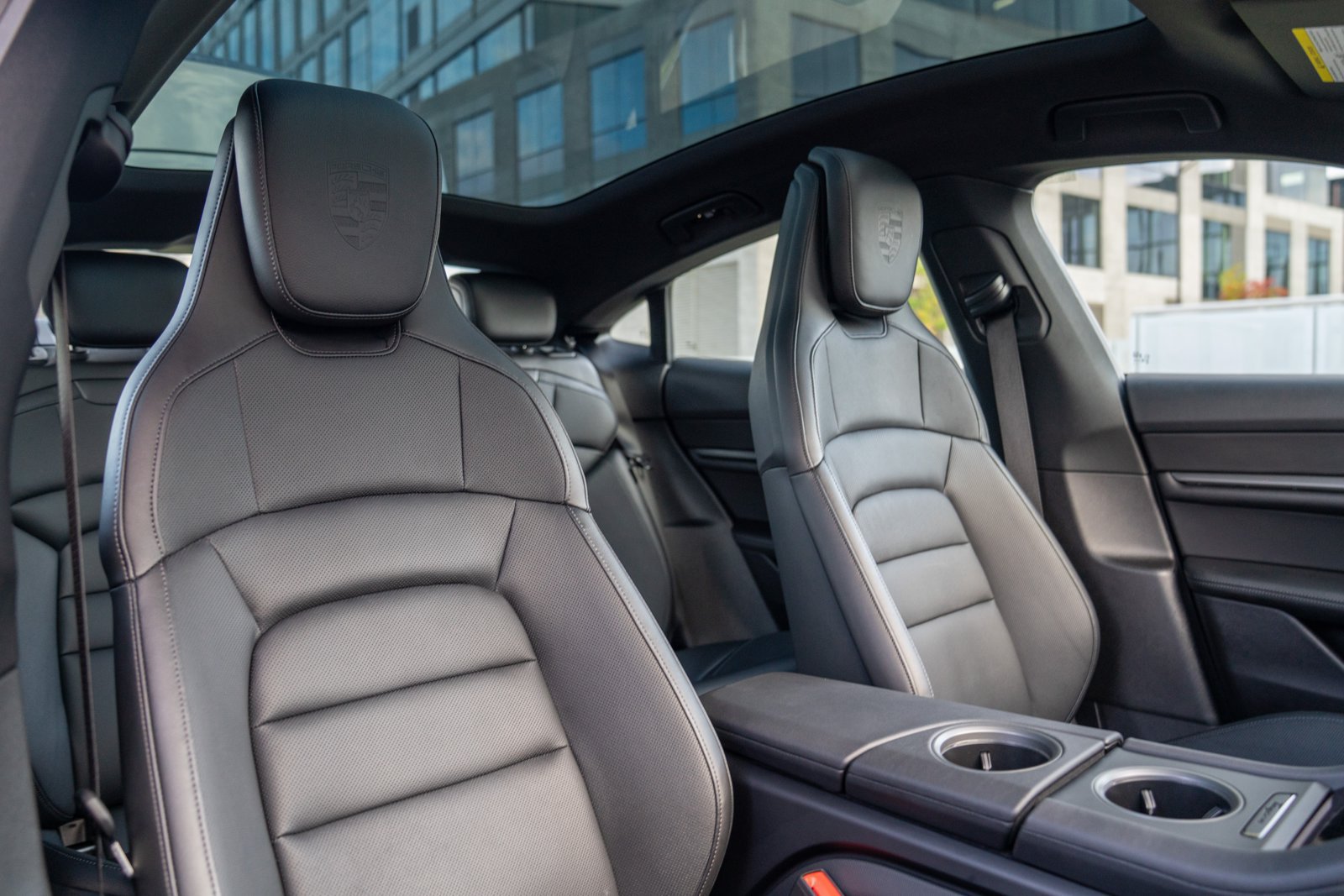 Certified 2025 Porsche Taycan AWD/4WD image 25