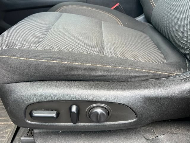 Used 2021 Chevrolet Traverse LT w/ LPO, Floor Liner Package AWD/4WD image 23