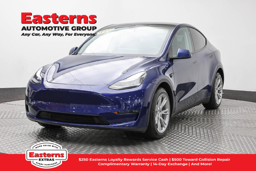 Used 2021 Tesla Model Y Long Range AWD/4WD image 1