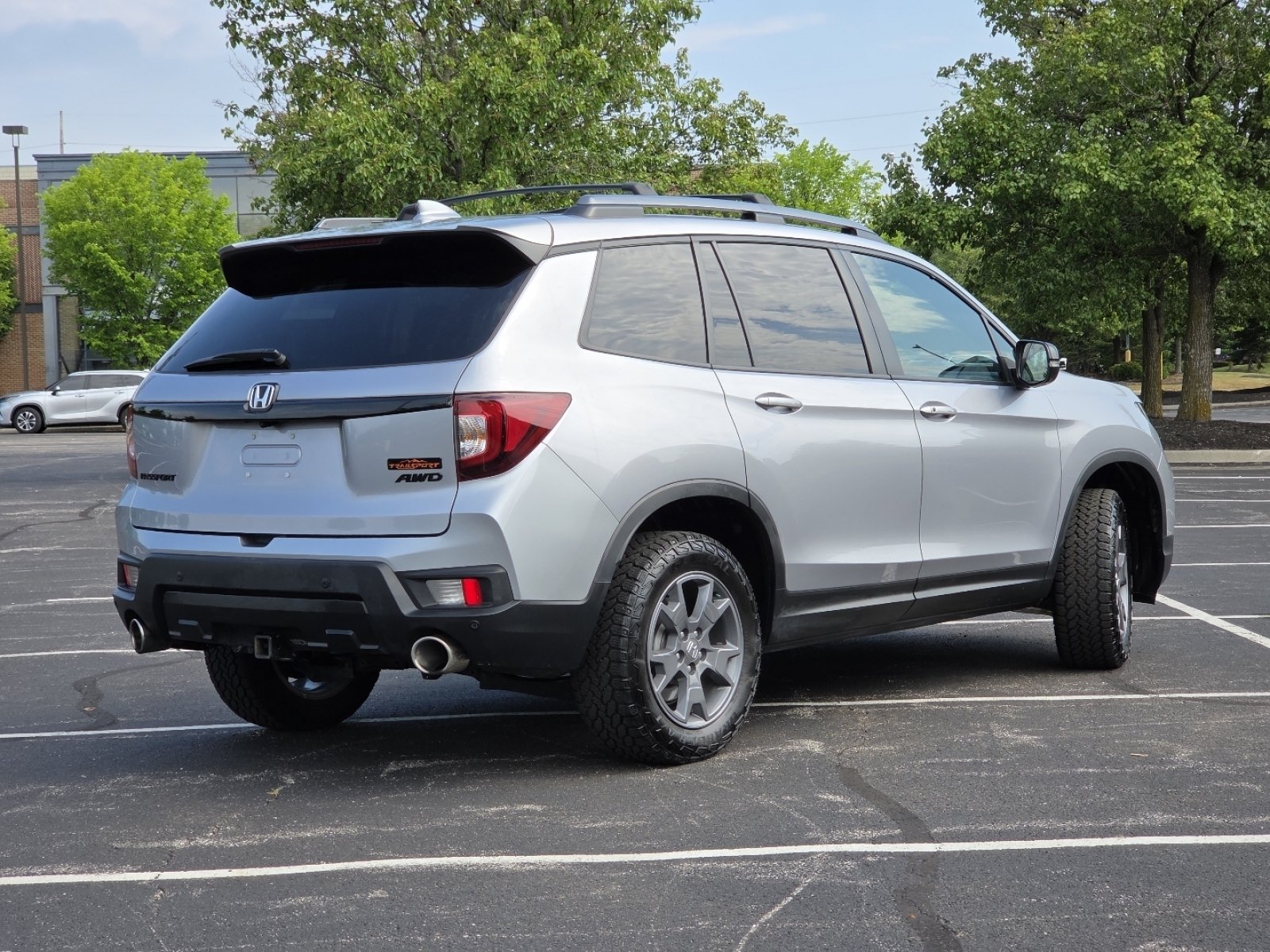 Certified 2025 Honda Passport TrailSport image 26
