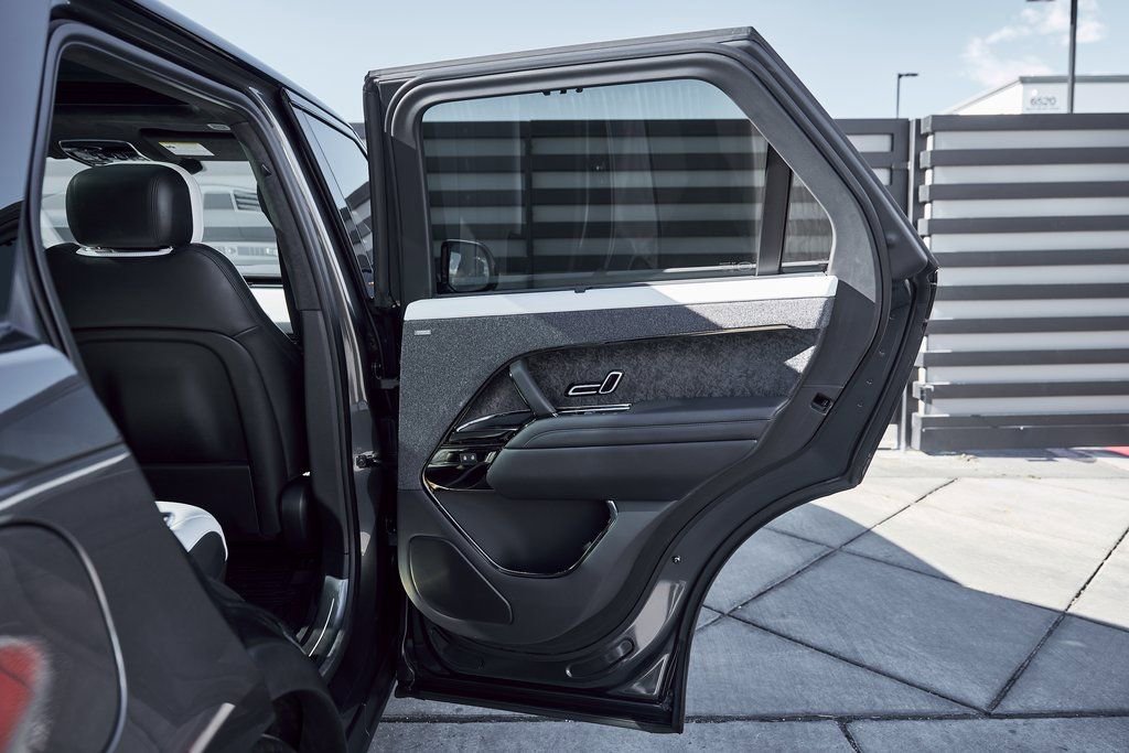 Used 2025 Land Rover Range Rover Sport Autobiography image 17