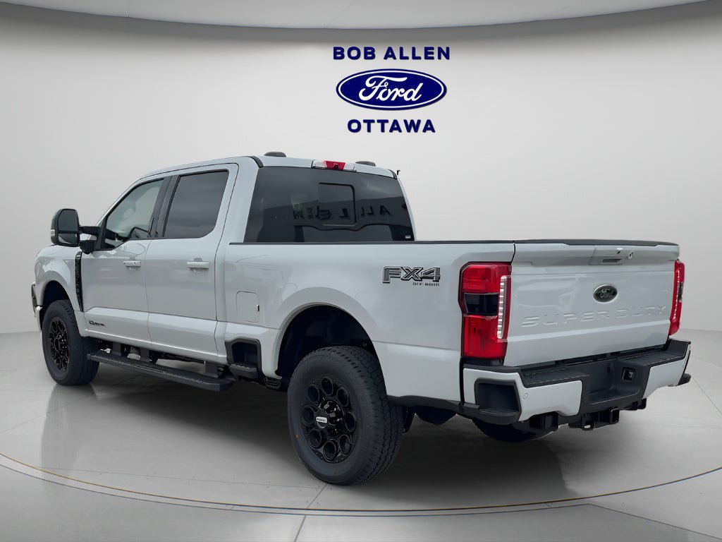 New 2026 Ford F250 Lariat w/ Black Appearance Package AWD/4WD image 2