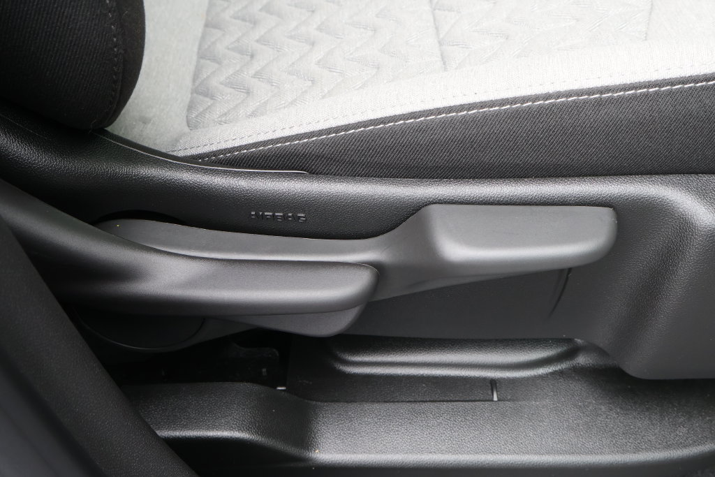 Certified 2024 Chevrolet Equinox LS w/ LS Convenience Package FWD image 41