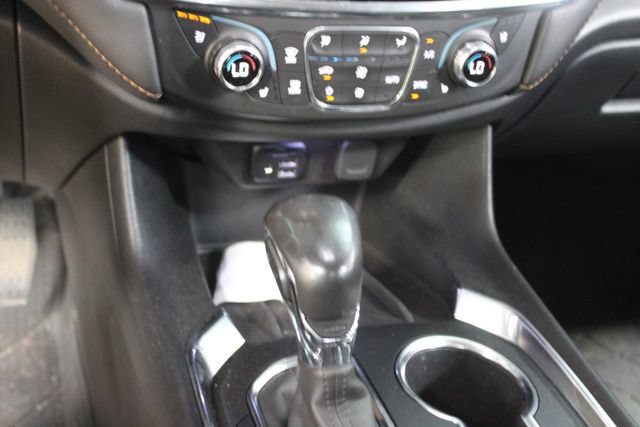 Used 2021 Chevrolet Traverse Premier w/ Redline Edition AWD/4WD image 20