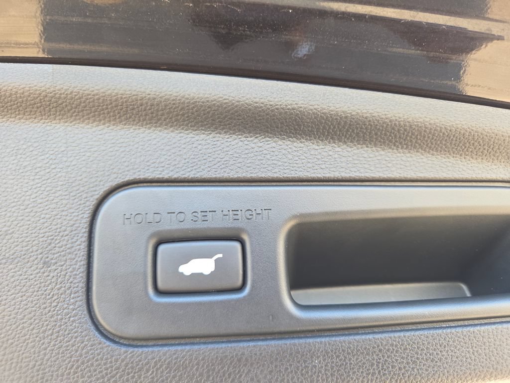 Used 2022 Acura MDX A-Spec AWD/4WD image 14
