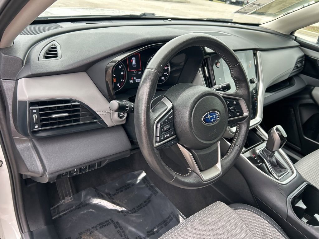Used 2025 Subaru Outback Premium image 22