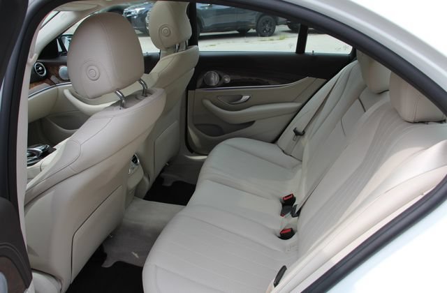Used 2017 Mercedes-Benz E 300 4MATIC image 32