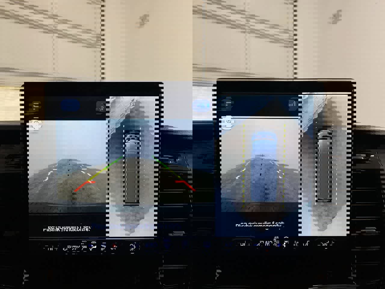 Used 2023 Ford Transit 350 XLT image 25