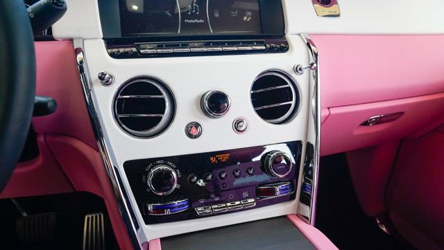 Used 2024 Rolls-Royce Cullinan Sport Utility image 63