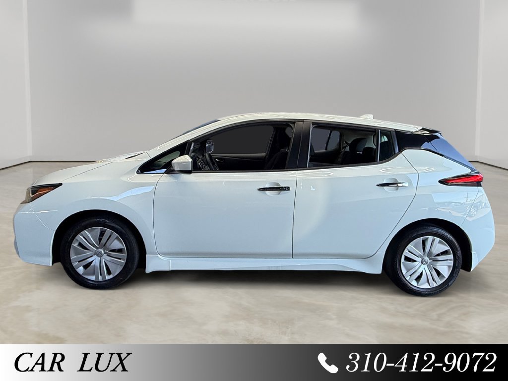 Used 2024 Nissan Leaf S FWD image 2