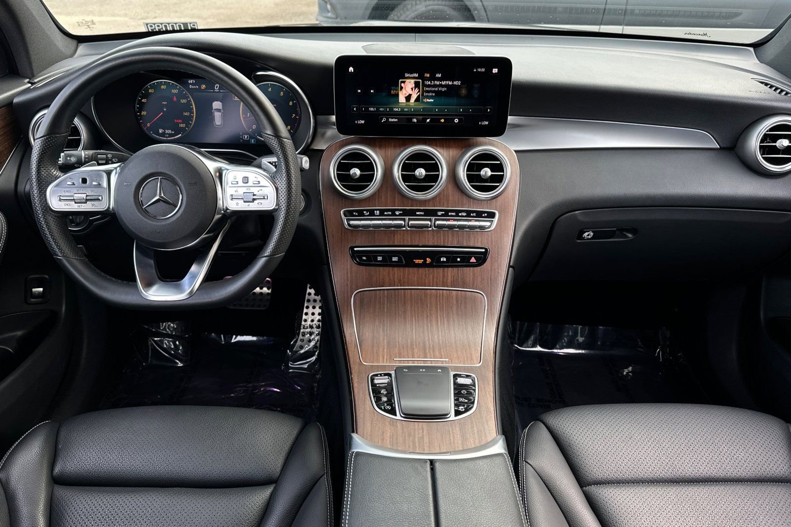 Certified 2022 Mercedes-Benz GLC 300 4MATIC image 3