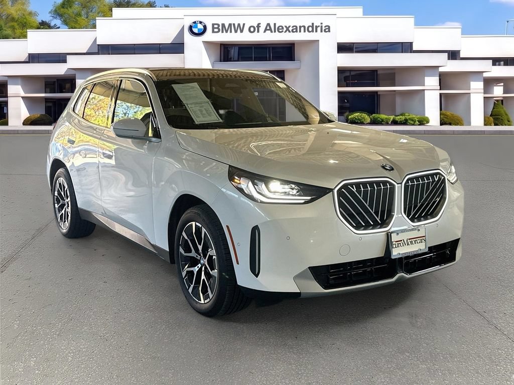 Used 2026 BMW X3 xDrive30i w/ Convenience Package AWD/4WD image 3