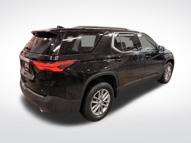 Used 2023 Chevrolet Traverse LT w/ LPO, Floor Liner Package FWD image 23