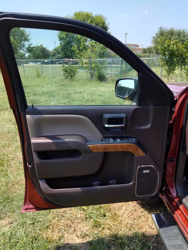 Used 2017 GMC Sierra 1500 SLT w/ SLT Premium Package image 9