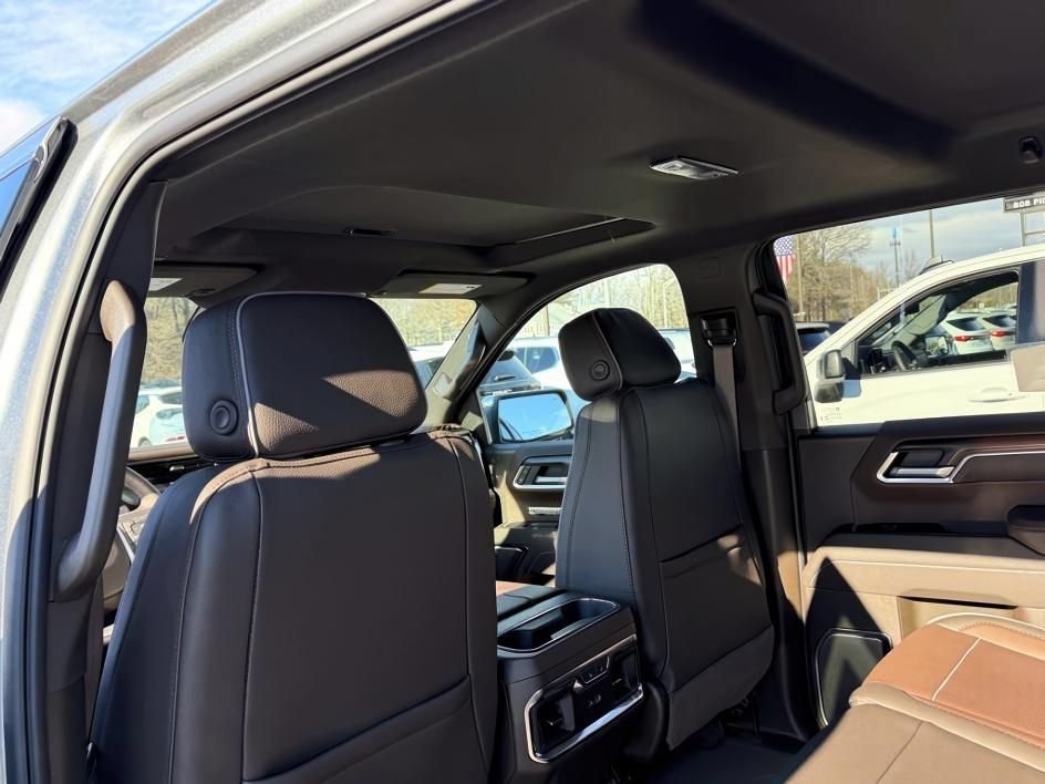 New 2026 GMC Sierra 1500 Denali AWD/4WD image 9