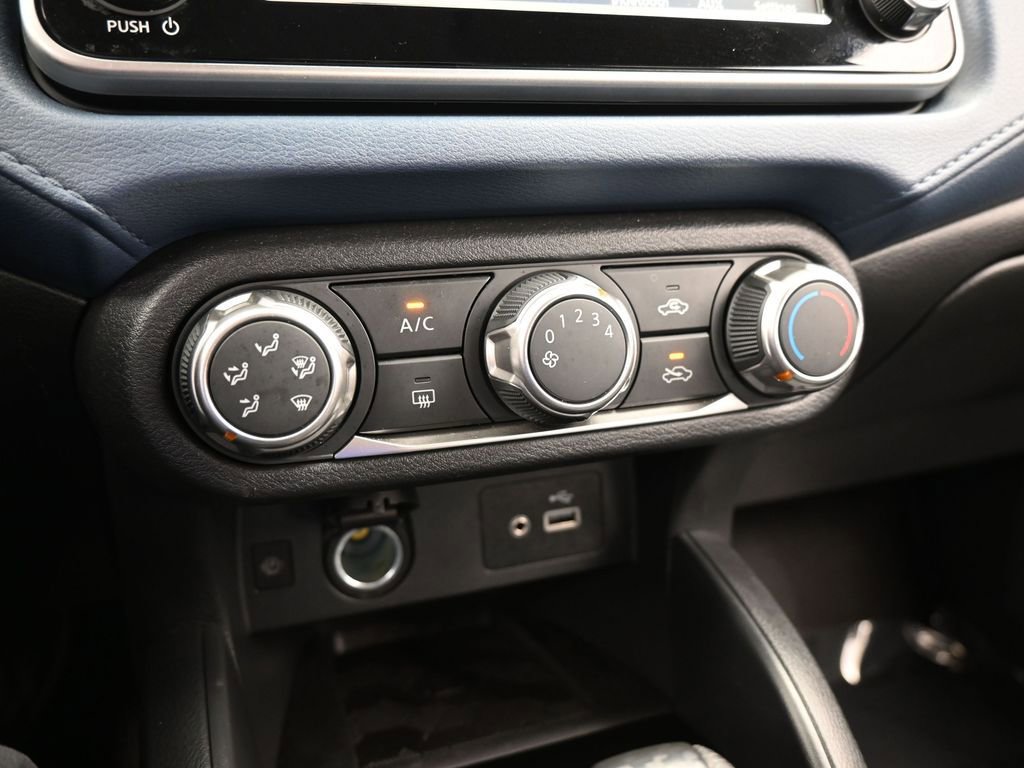 Used 2025 Nissan Versa SV image 23