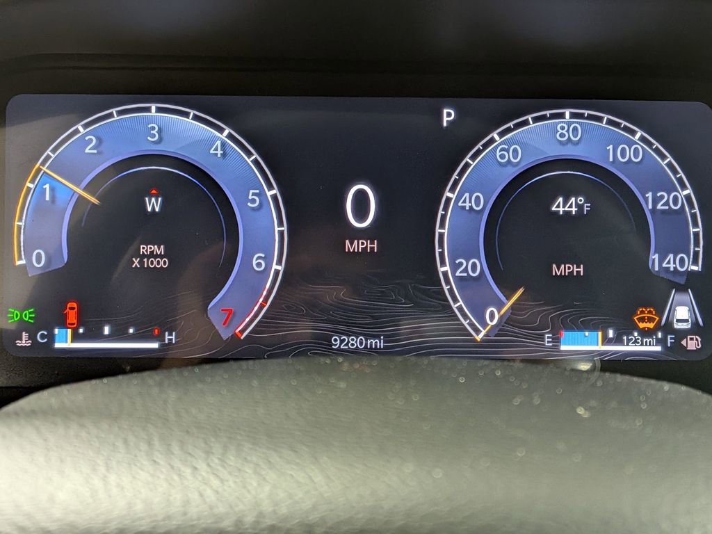 Certified 2024 Jeep Grand Cherokee Altitude image 16