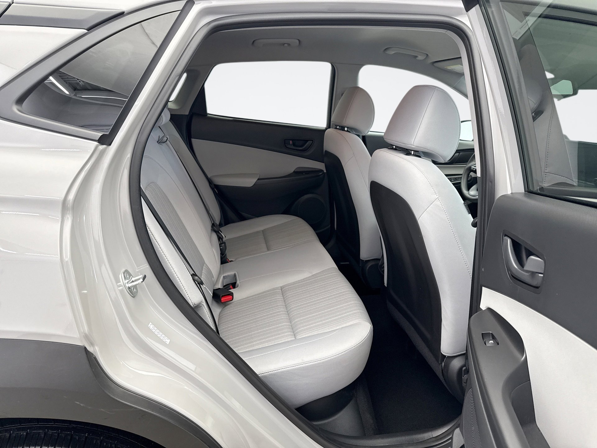 Used 2023 Hyundai Kona SEL image 17