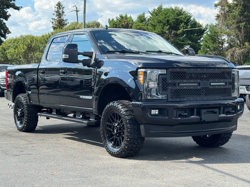 Used 2019 Ford F250 Lariat w/ Lariat Ultimate Package image 2