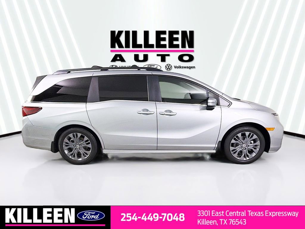 Used 2026 Honda Odyssey Touring image 9