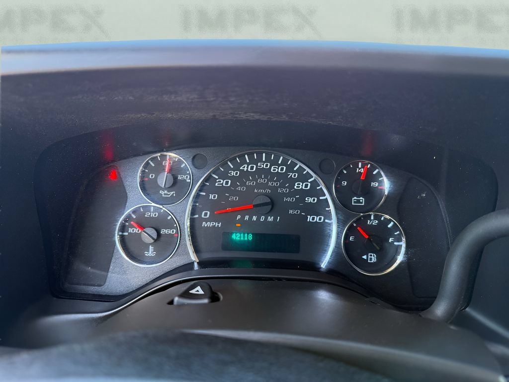 Used 2023 GMC Savana 2500 w/ Driver Convenience Package RWD image 17