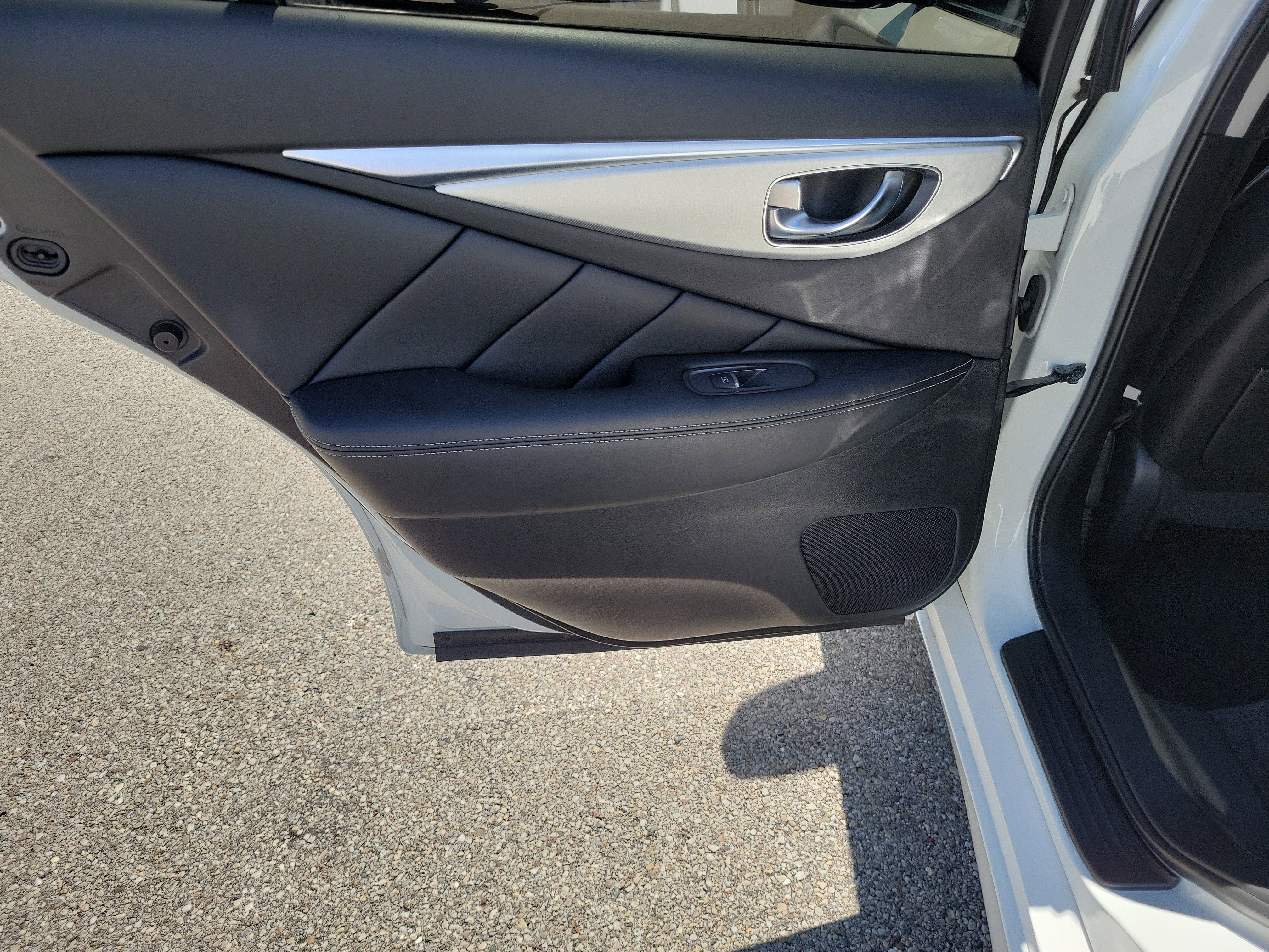 Used 2020 INFINITI Q50 Luxe image 14