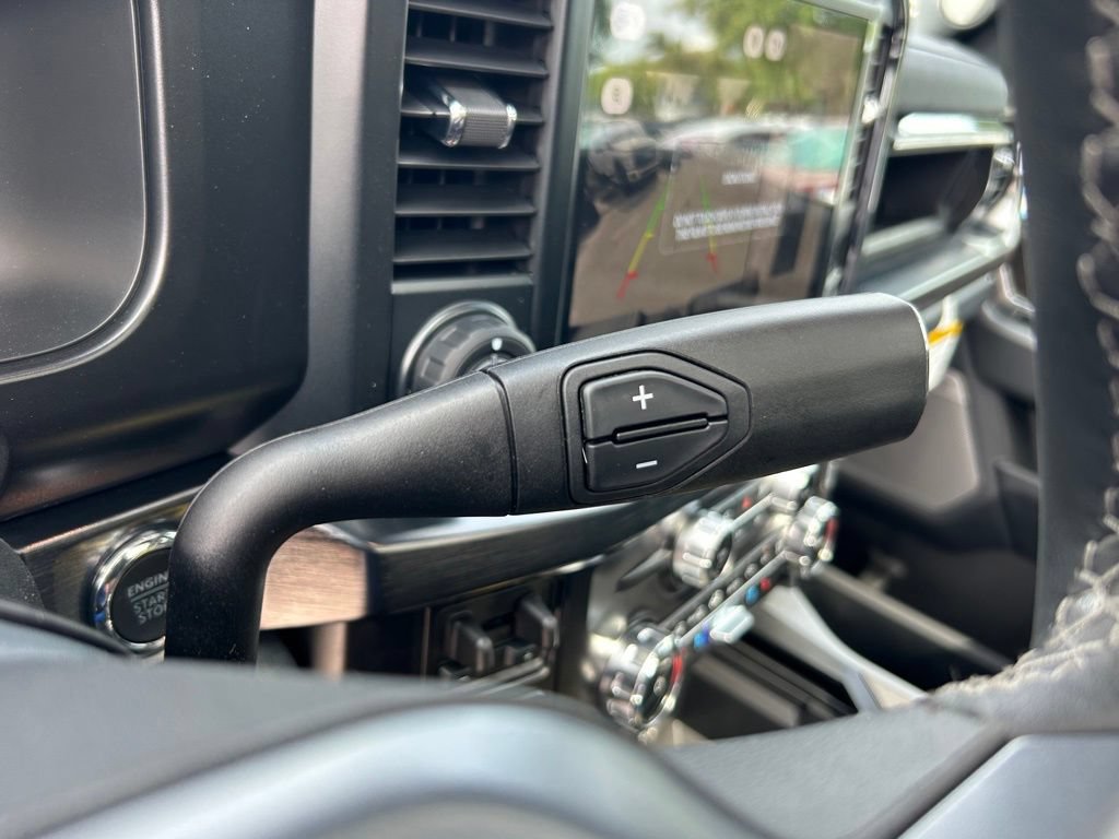 New 2026 Ford F250 Lariat w/ Black Appearance Package AWD/4WD image 14