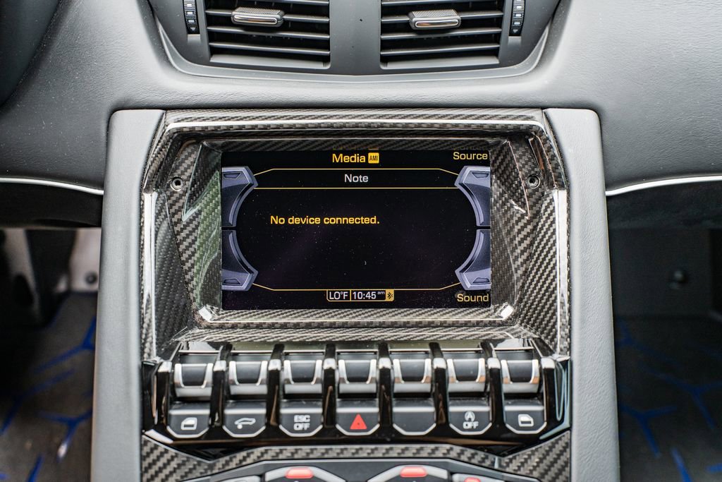 Used 2019 Lamborghini Aventador SVJ AWD/4WD image 31
