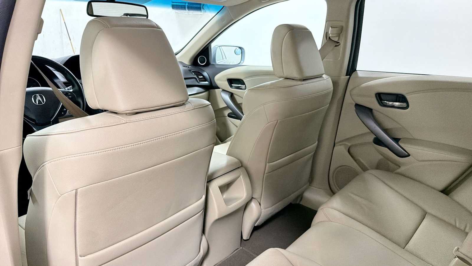 Used 2014 Acura RDX w/ Technology Package FWD image 26