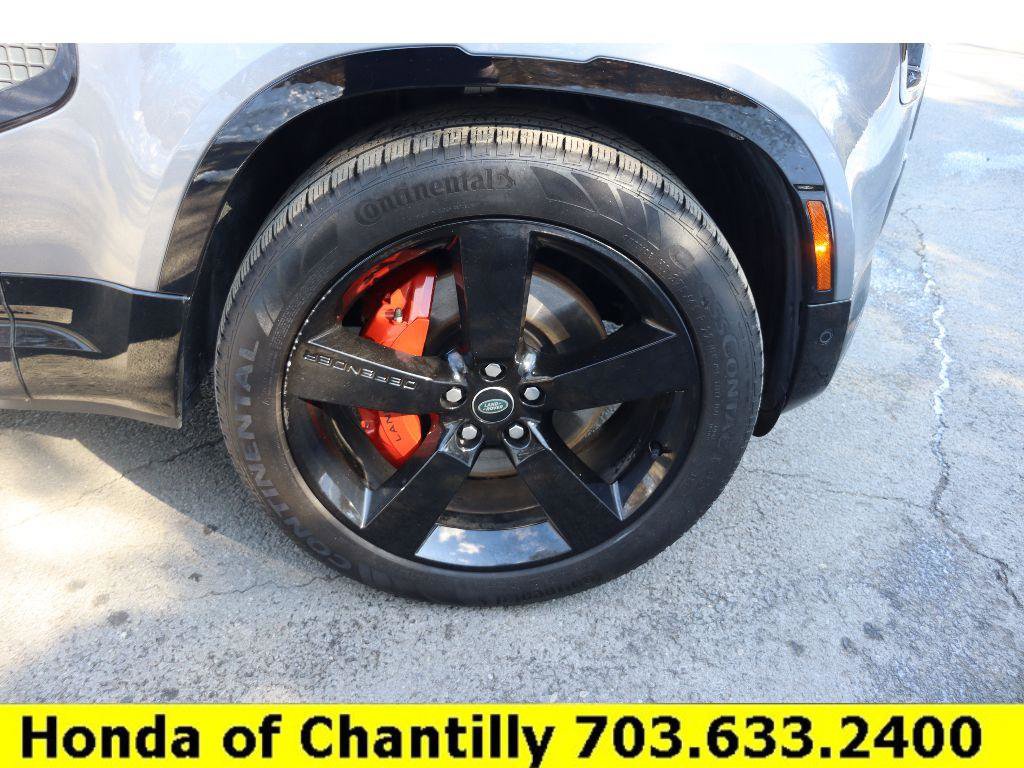 Used 2024 Land Rover Defender 110 X image 31