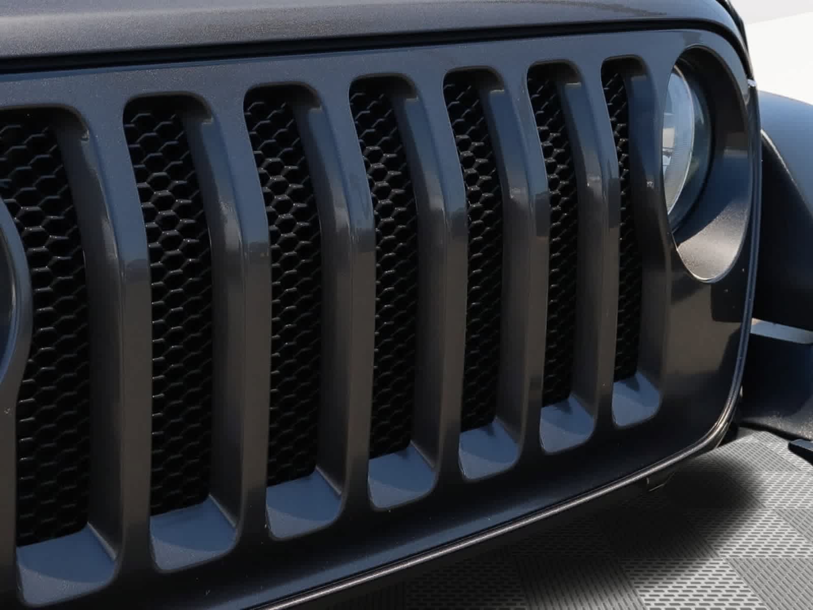 Used 2021 Jeep Wrangler Unlimited Sport AWD/4WD image 6