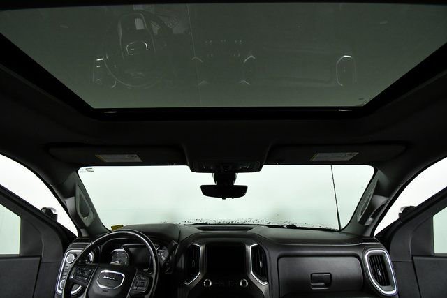 Used 2021 GMC Sierra 3500 Denali w/ Denali Black Diamond Edition image 22